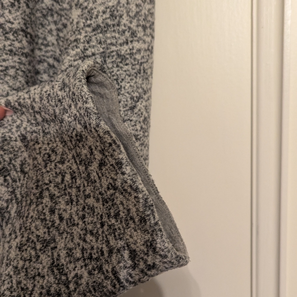 Roots Sweater Jacket - Picture 6 of 7